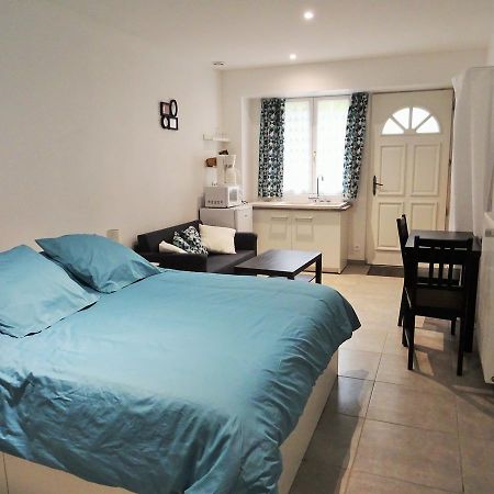 Studio "Tanneurs" Pesmes Bagian luar foto