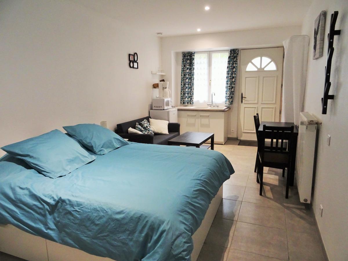 Studio "Tanneurs" Pesmes Bagian luar foto